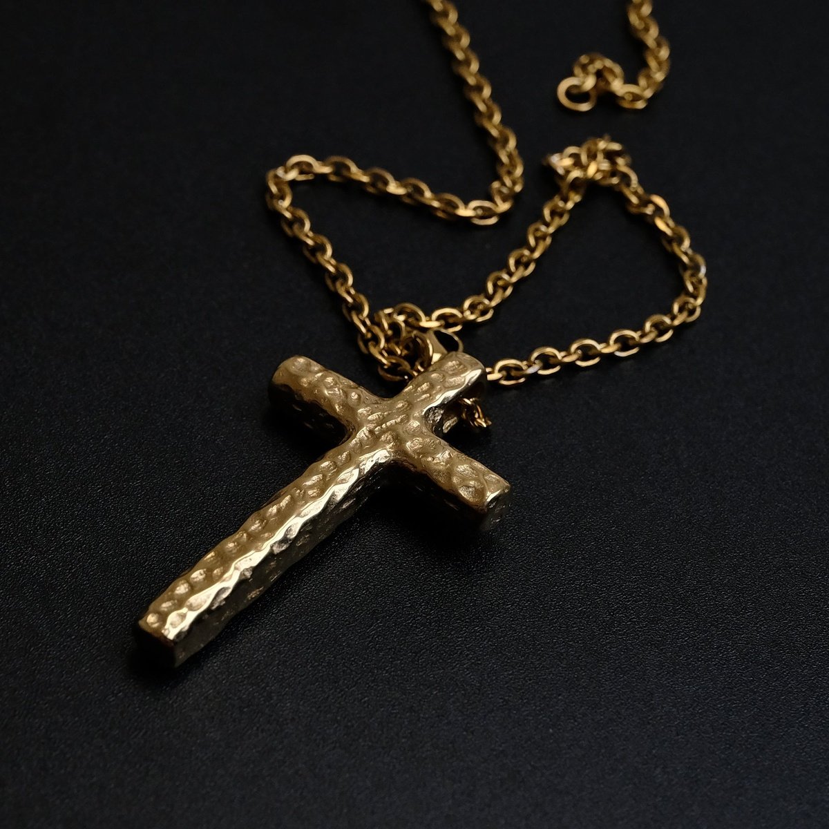 melt metal cross(gold)