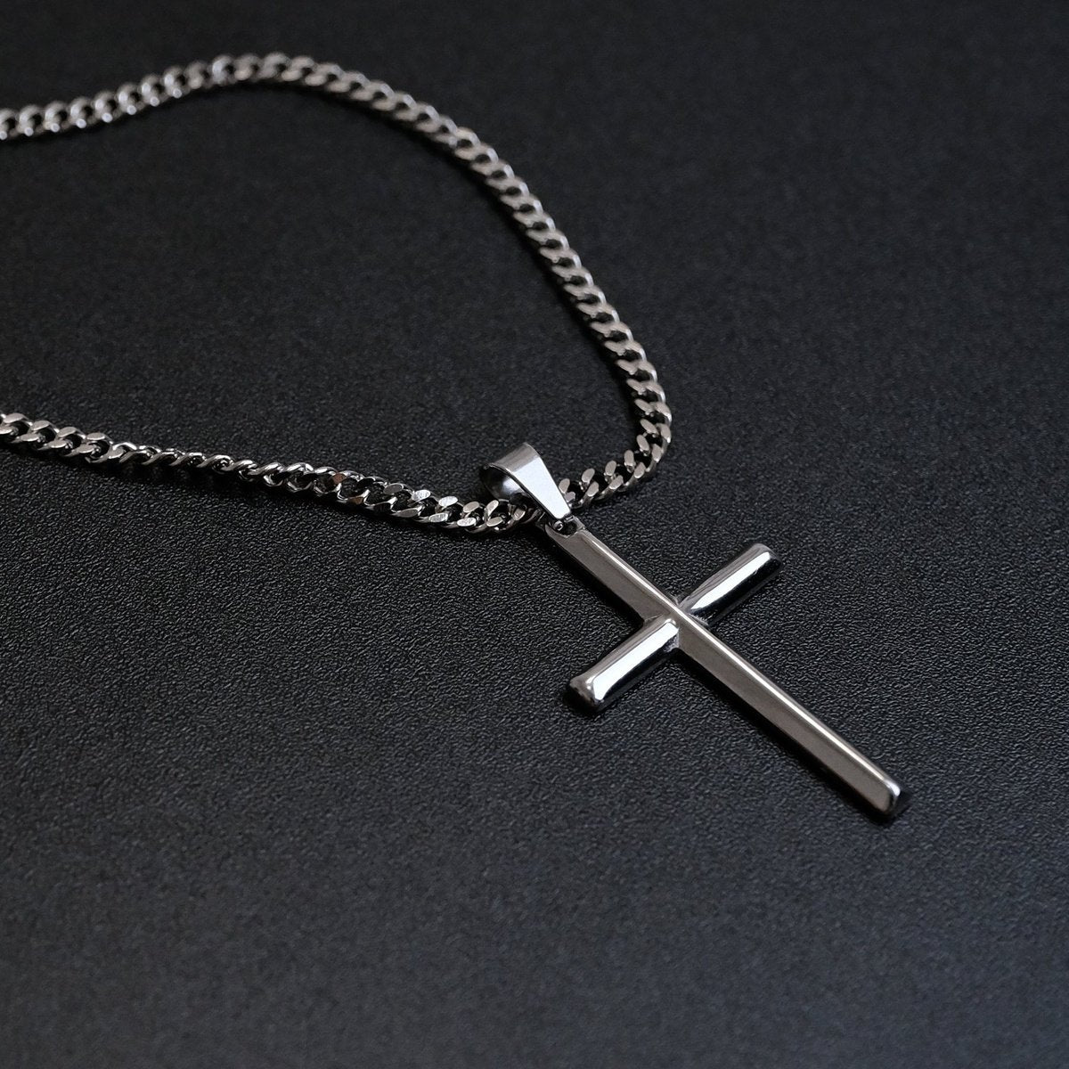 cross(silver-triangular)